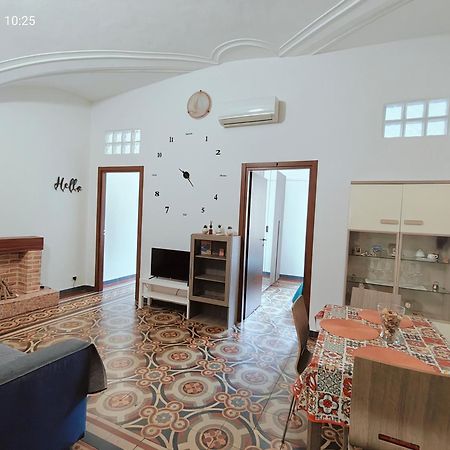 Giulio'S Apartment Katania Zewnętrze zdjęcie